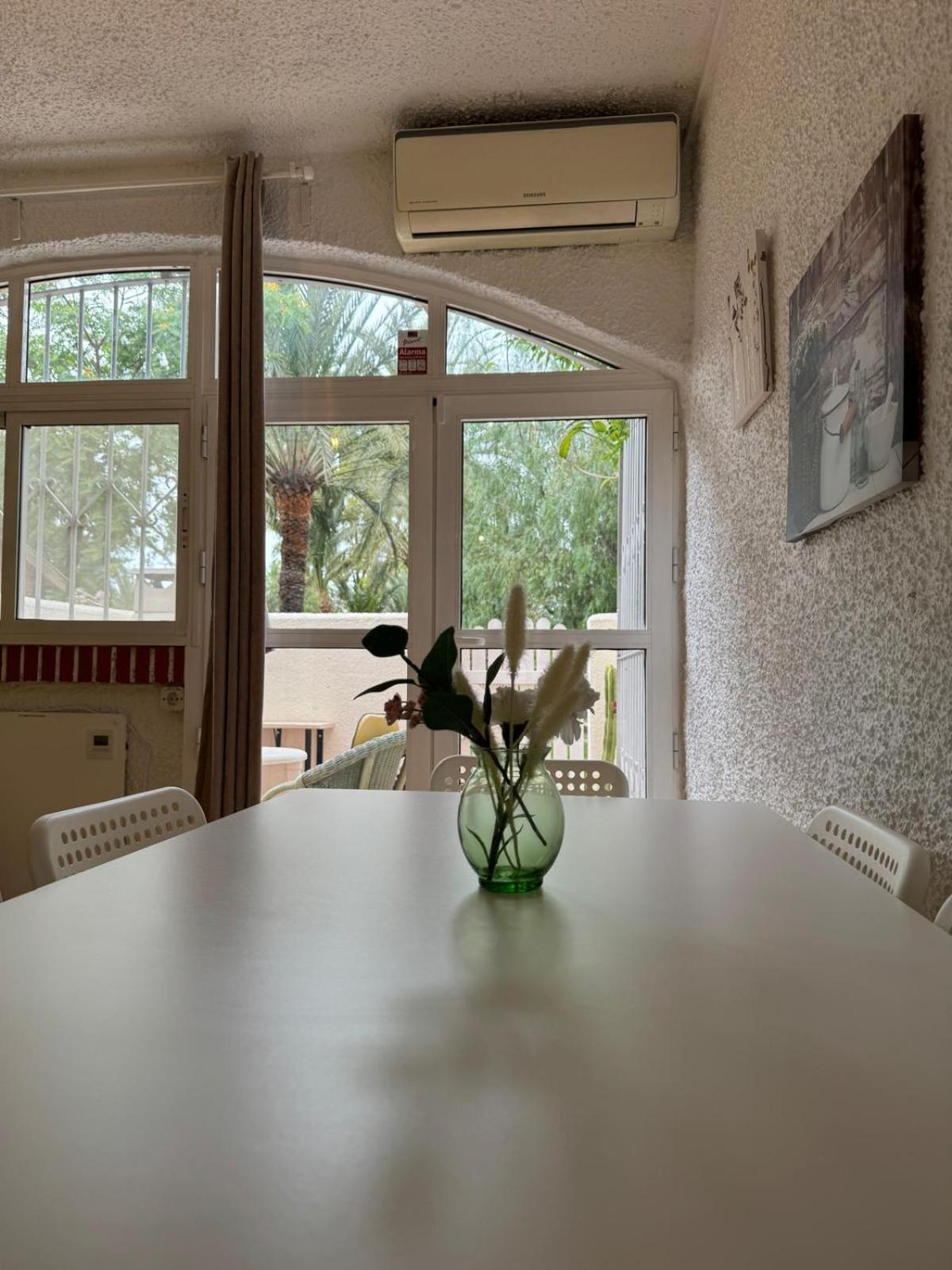 Villa Mare - 2 Beds With Balcony, Patio And Pool And Direct Park Access Murcia Eksteriør bilde