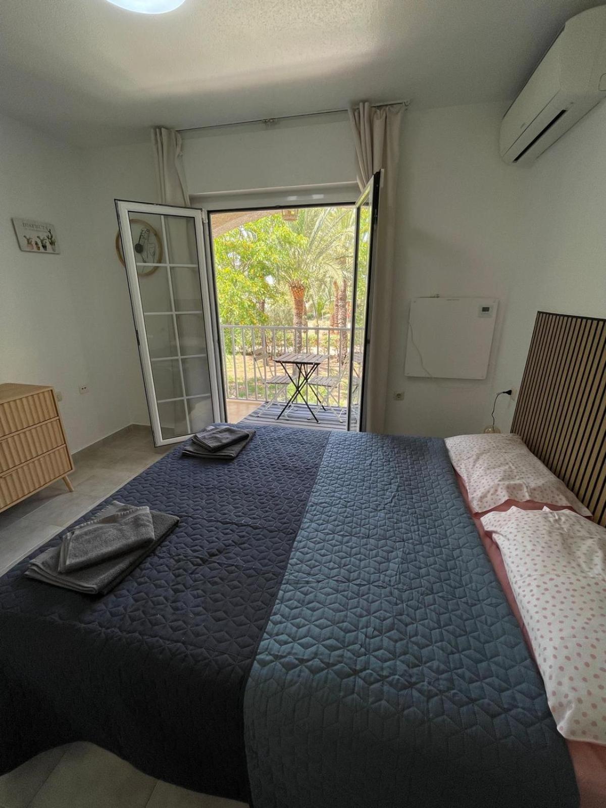 Villa Mare - 2 Beds With Balcony, Patio And Pool And Direct Park Access Murcia Eksteriør bilde